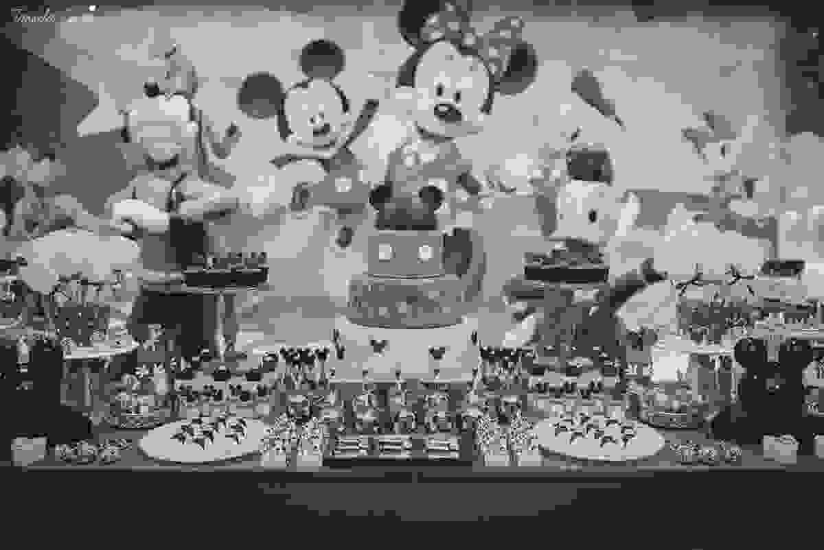 festa do Mickey, com decoração da Muita Farra, em Vila Velha - ES, fotos Tássila Costa, cerimonial infantil em Vila Velha, doces personalizados do mickey