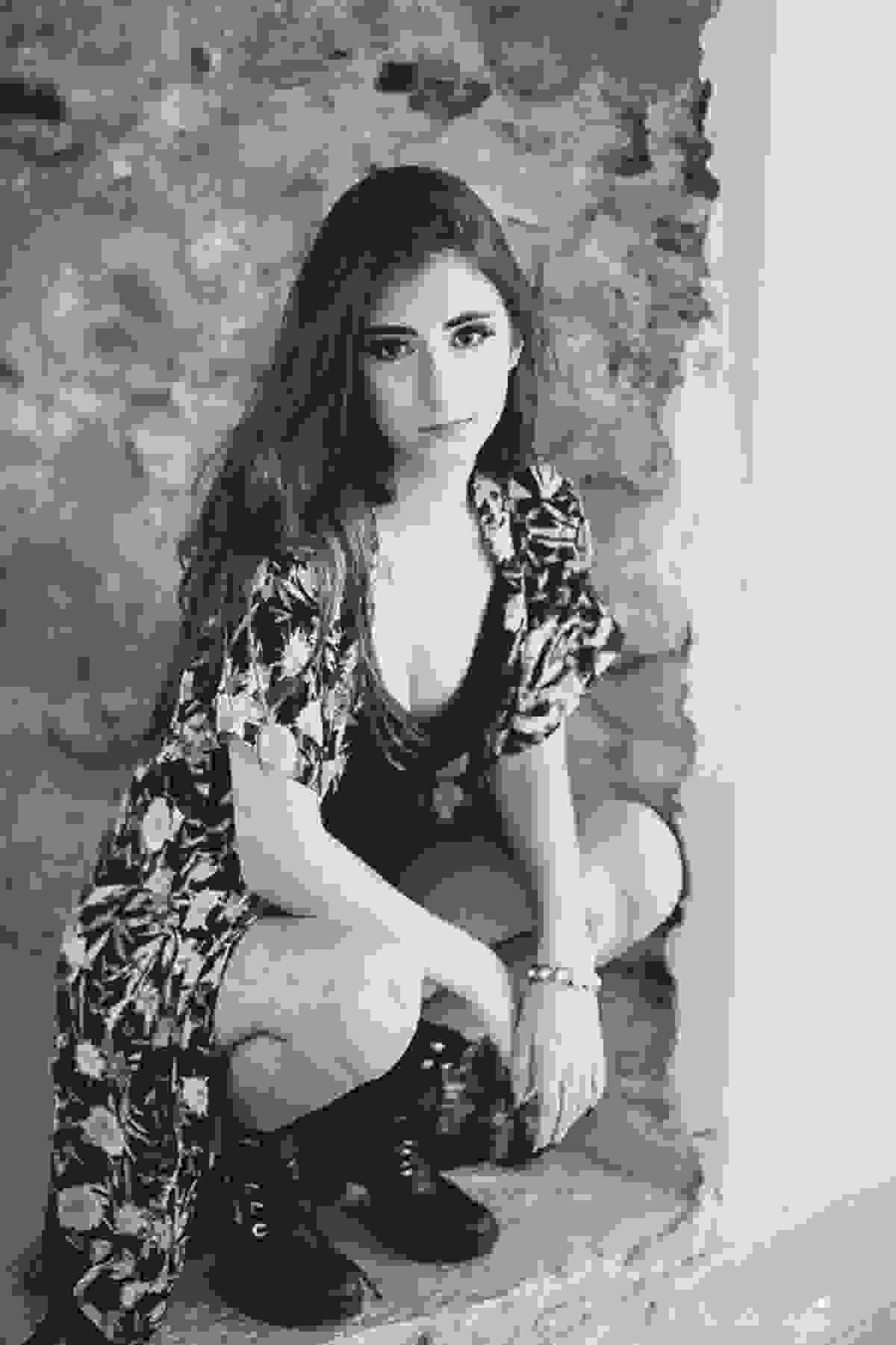 ensaio de 15 anos da Brissa, pré aniversário, fotos feitas na Ilha do Frade e no Centro de Vitória, maquiagem para 15 anos, looks para ensaio de 15 anos, festa de debutante