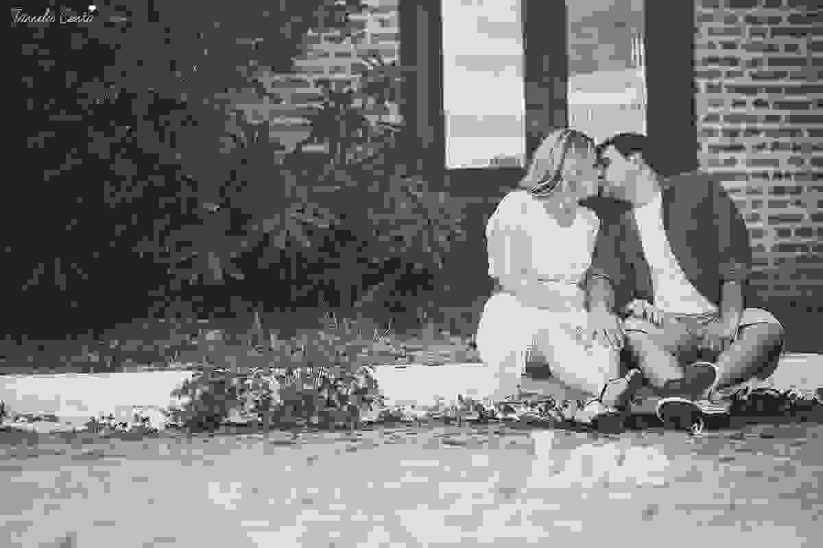 pré casamento de um casal fofo, feito na Barra do Jucu, onde o casal se conheceu. Looks lindos para o ensaio pré casamento na praia