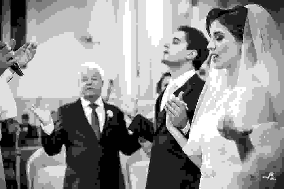 Benção final dos noivos no altar