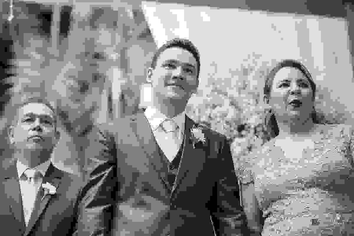 Fotojornalismo de casamento - emoção do noivo