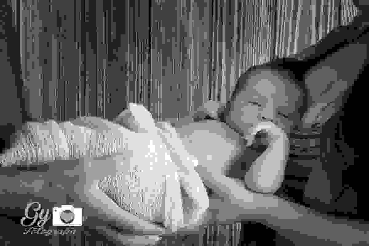 Mini ensaio newborn em londrina, fotografo, ensaio de páscoa, fotografa