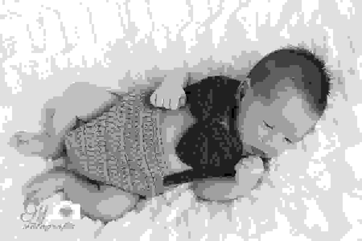 Mini ensaio newborn em londrina, fotografo, ensaio de páscoa, fotografa