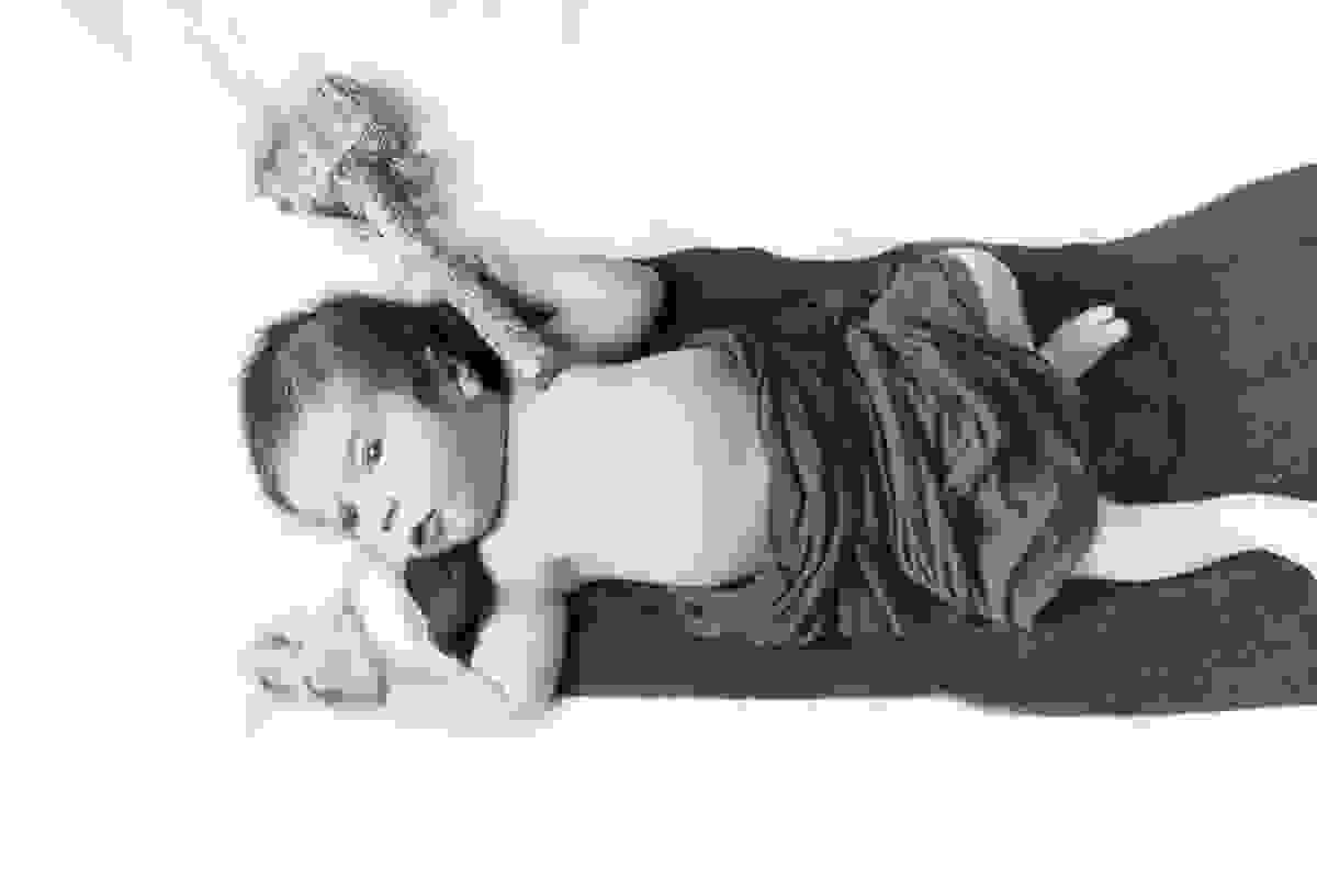 Ensaio newborn, em estúdio em londrina, fotografa e fotografo profissional barato