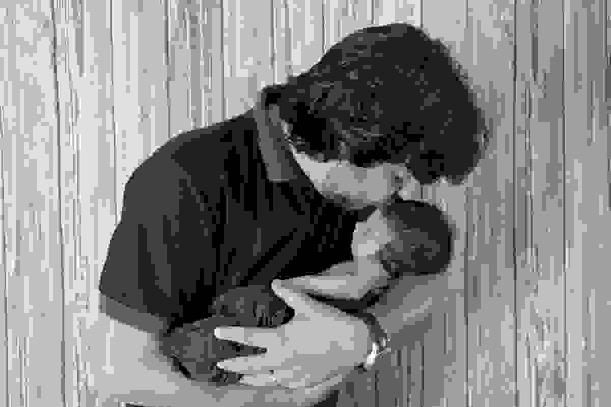 Ensaio newborn, em estúdio em londrina, fotografa e fotografo profissional barato