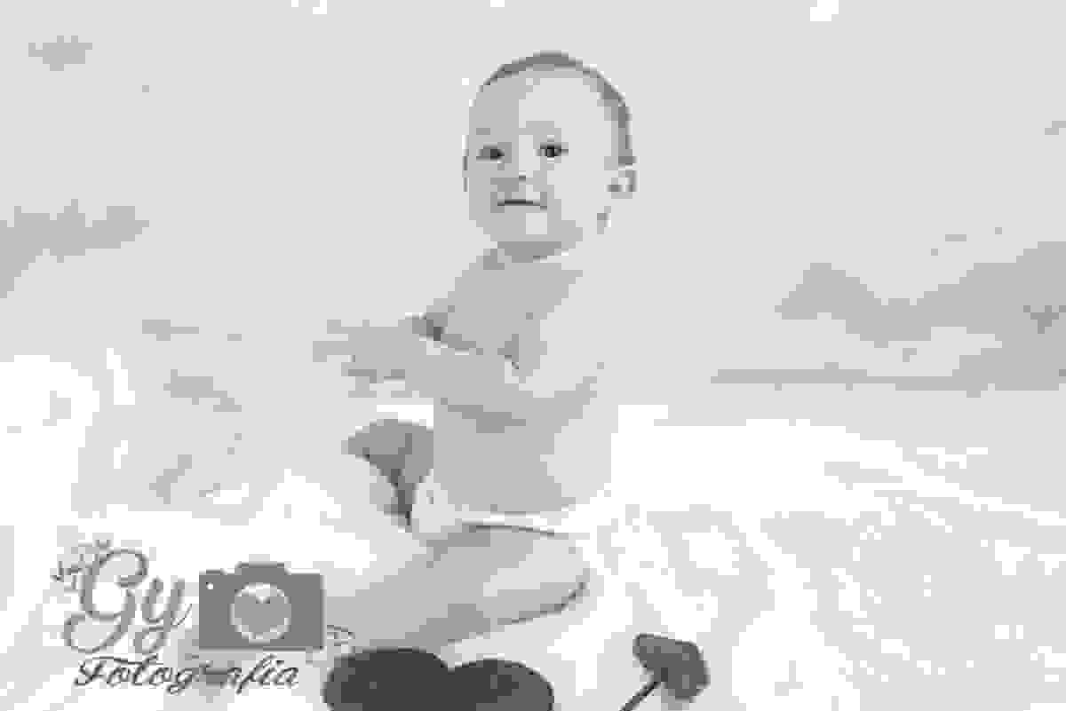 Mini ensaio de namorados tema cupido bebe londrina, fotografo de estúdio barato e fotografa