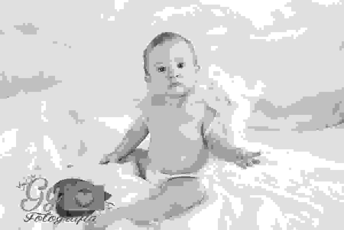 Mini ensaio de namorados tema cupido bebe londrina, fotografo de estúdio barato e fotografa