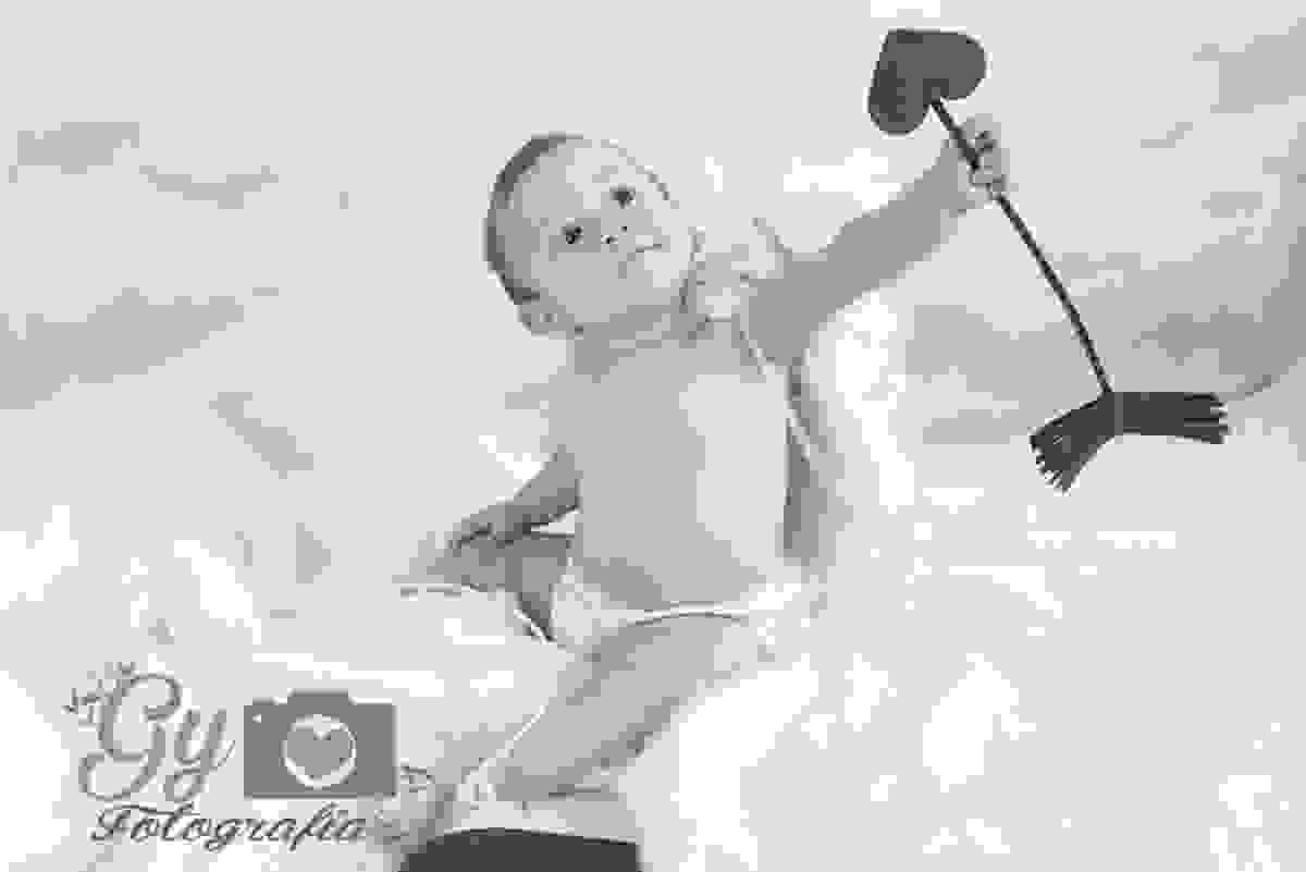 Mini ensaio de namorados tema cupido bebe londrina, fotografo de estúdio barato e fotografa