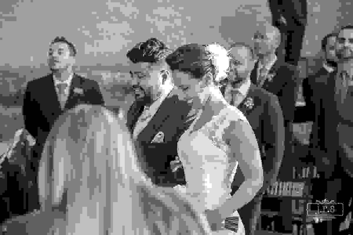 Casamento de Priscila e Thiago pelo fotografo Junior Santos em Contagem MG