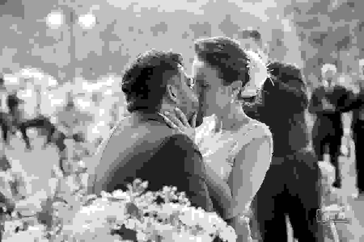 Casamento de Priscila e Thiago pelo fotografo Junior Santos em Contagem MG