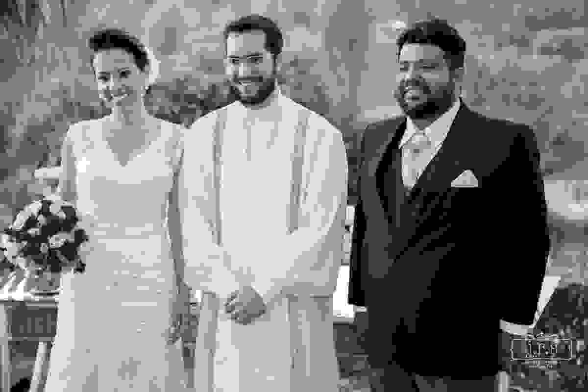 Casamento de Priscila e Thiago pelo fotografo Junior Santos em Contagem MG