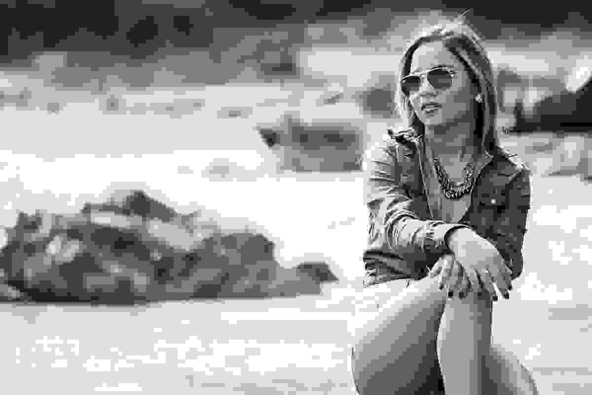 Retratos de Julyene Vargas, produzido pelo fotógrafo Junior Santos.