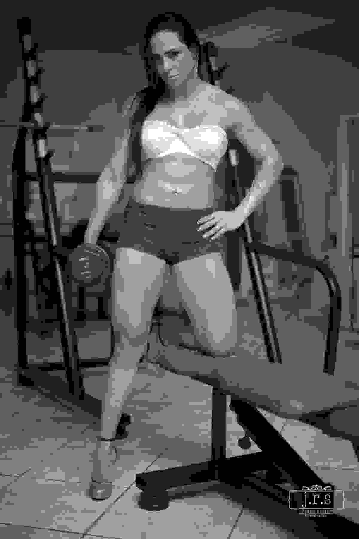 Ensaio Fitness e BodyBuilder com Miriam Ferreira Wal. Fotos produzidas por Junior Santos em Bom Sucesso, MG