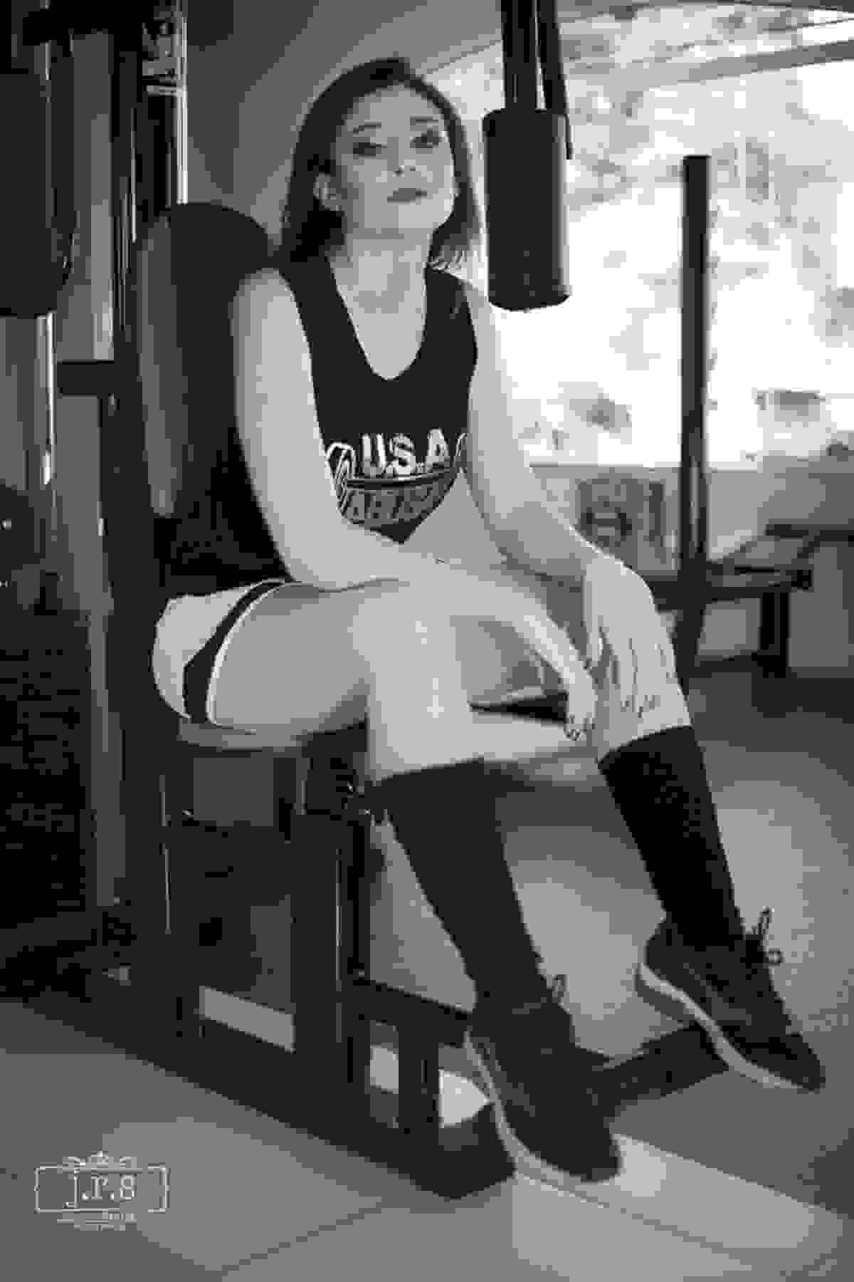 Ensaio fitness com a modelo Amanda Leão, produzido pelo fotógrafo Junior Santos em Bom Sucesso MG
