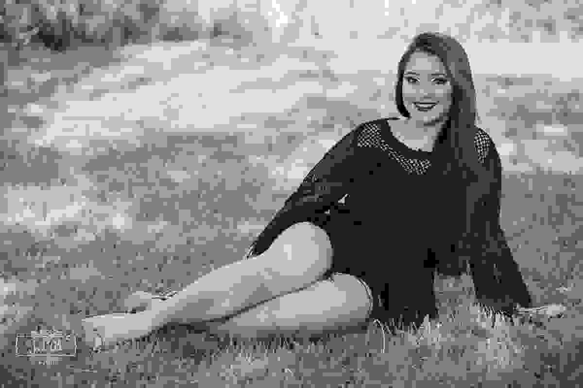 Ensaio de 15 anos de Sabrina, produzido pelo Fotografo Junior Santos em Lavras - MG