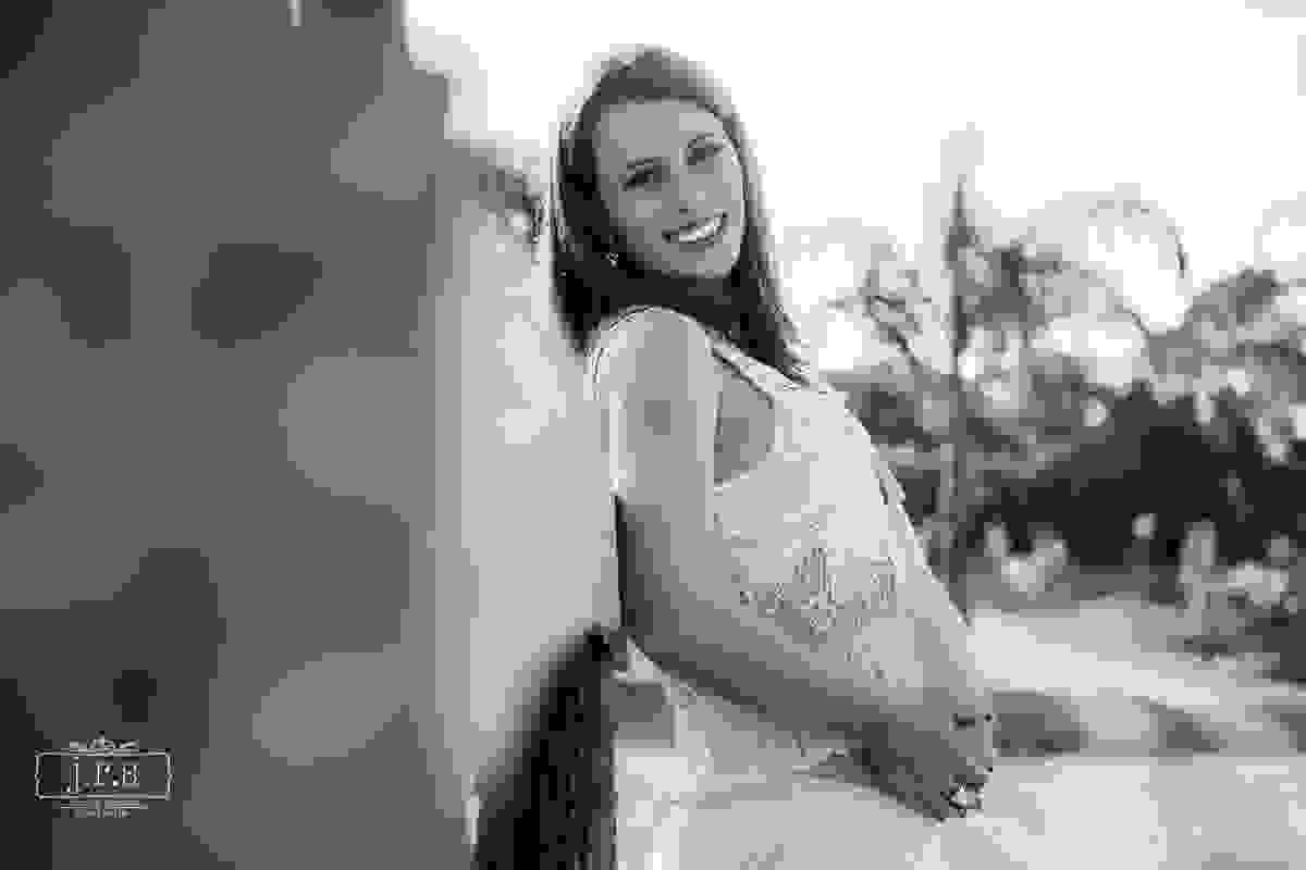 Ensaio gestante de Fernanda Santos, esperando a linda Laurinha. Fotos produzidas por Junior Santos em Lavras - MG