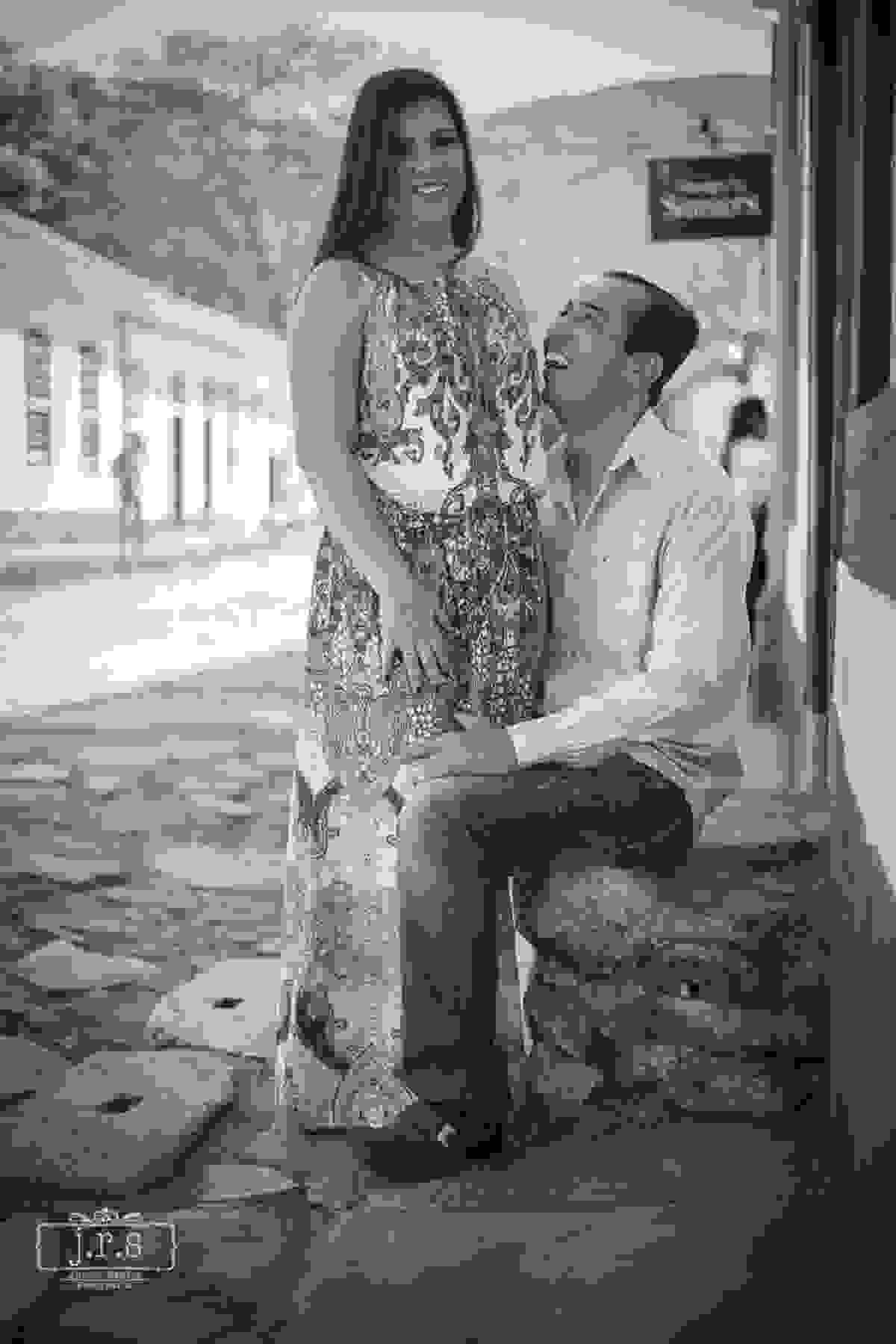Ensaio Pre-Casamento de Sabrina e Christian em Tiradentes - MG. Fotos produzidas por Junior Santos.