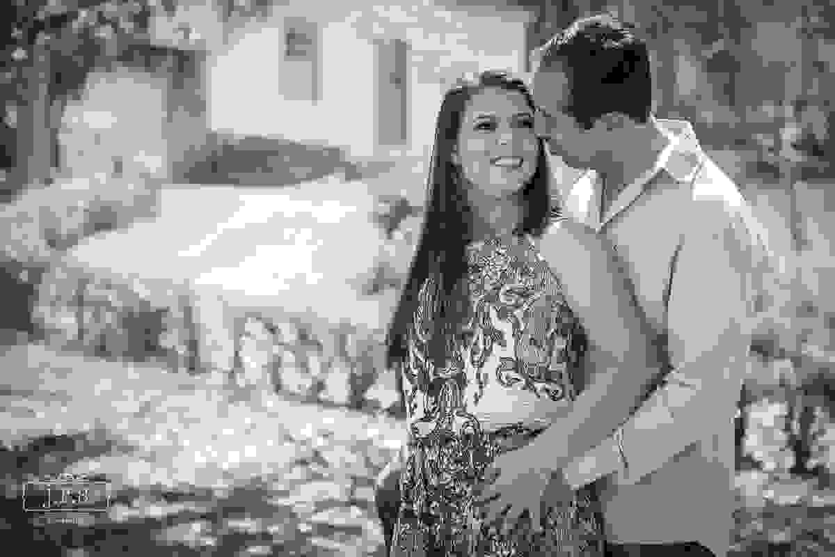 Ensaio Pre-Casamento de Sabrina e Christian em Tiradentes - MG. Fotos produzidas por Junior Santos.