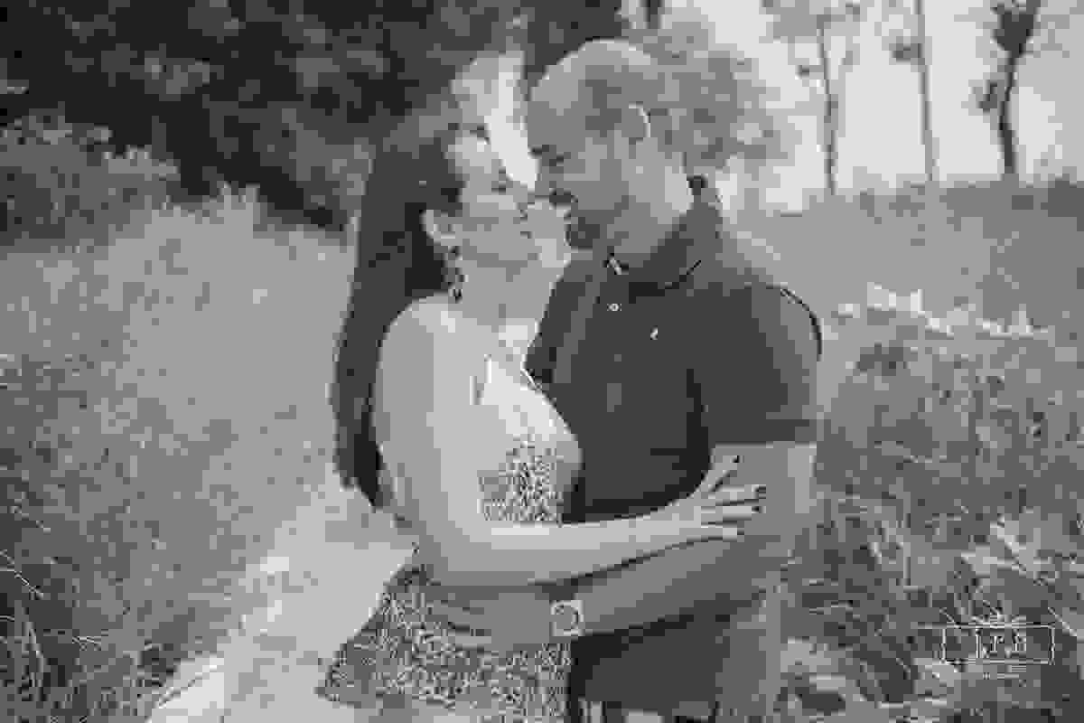 Ensaio Pré-Casamento de Fernanda e Athanael, produzido pelo fotógrafo Junior Santos em Bom Sucesso - MG.