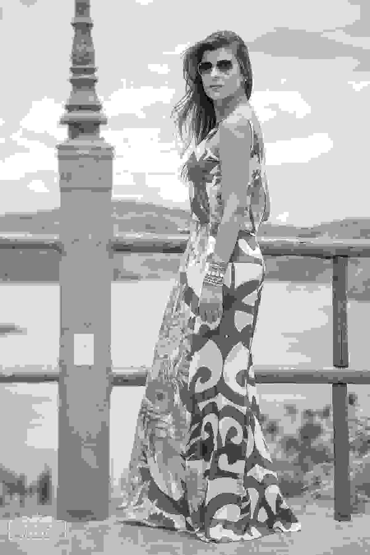 Coleção Primavera/Verão da Loja Felicia Naves Store. Modelo Feliciana Naves. Fotos por Junior Santos Fotografia de Lavras MG. Local Bom Sucesso/Macaia - MG ao fundo, lago do funil