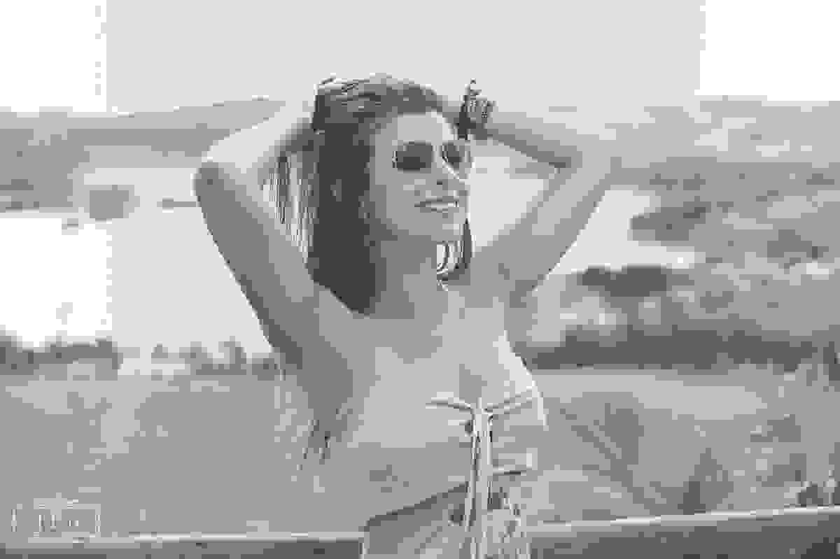 Coleção Primavera/Verão da Loja Felicia Naves Store. Modelo Feliciana Naves. Fotos por Junior Santos Fotografia de Lavras MG. Local Bom Sucesso/Macaia - MG Vestido Cropped sensual