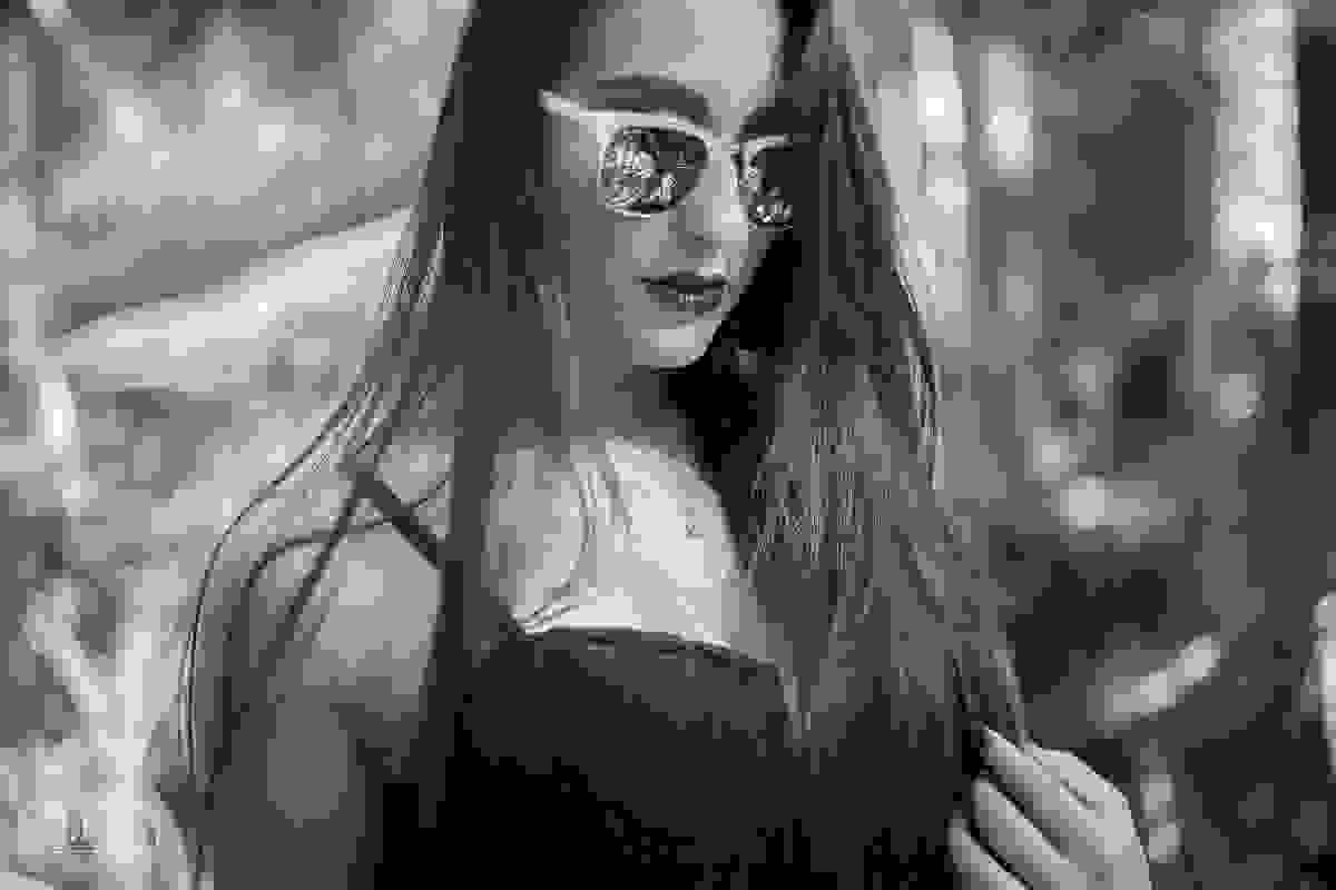 Ensaio Fotográfico Rafaella Viana Barcelos, produzido por Junior Santos de Lavras - MG Óculos aviador