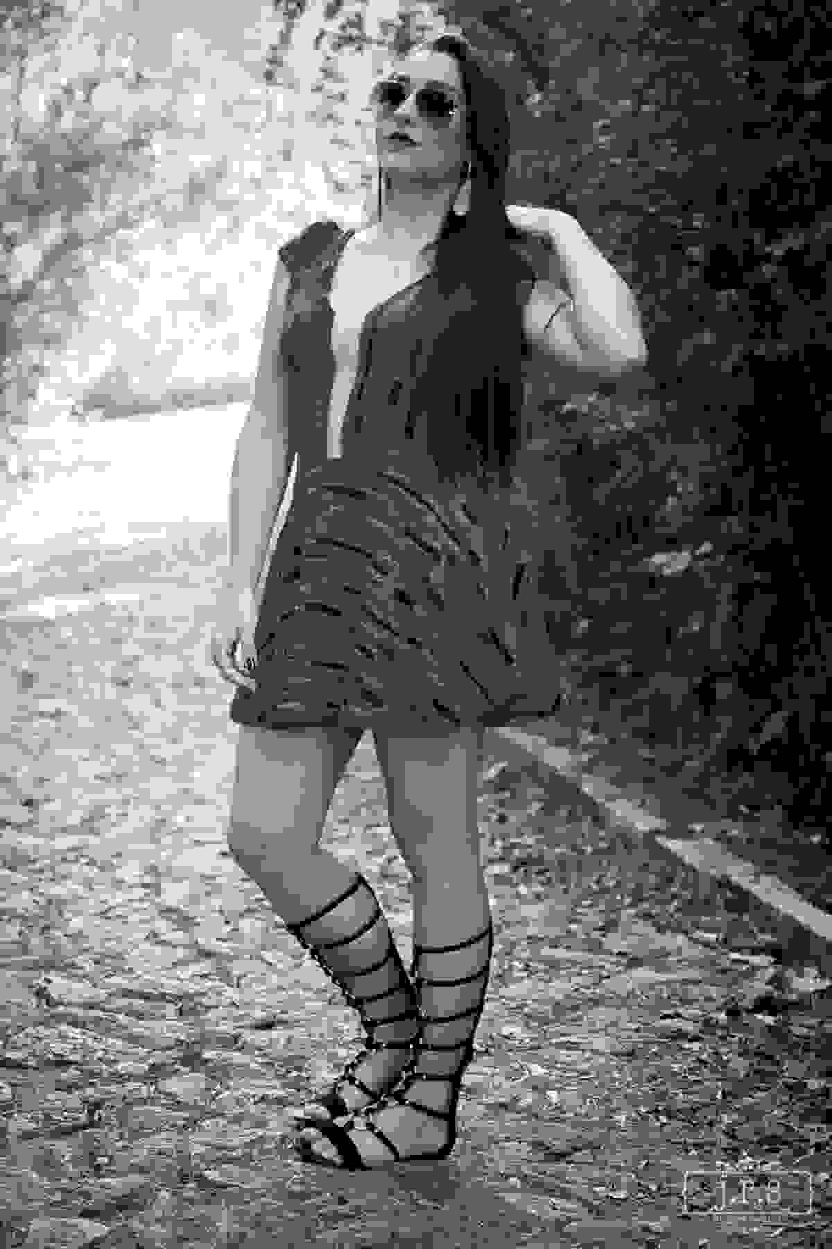 Ensaio Fotográfico Rafaella Viana Barcelos, produzido por Junior Santos de Lavras - MG