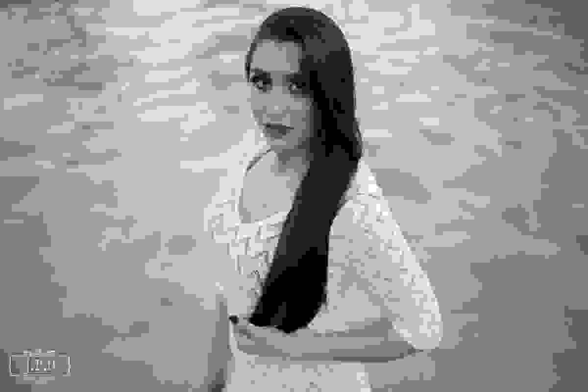 Ensaio Fotográfico Rafaella Viana Barcelos, produzido por Junior Santos de Lavras - MG Piscina do parque