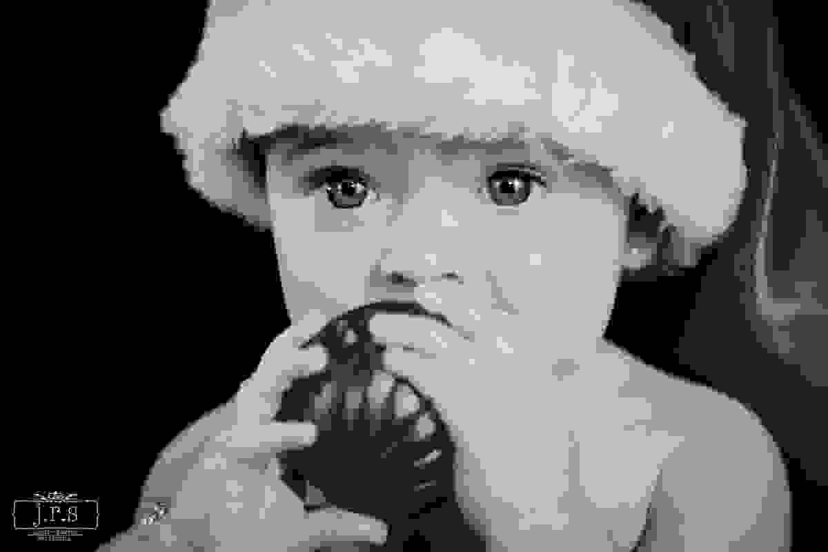 Ensaio fotográfico bebe Natal fotógrafo Junior Santos Lavras MG Bolinha Gorro