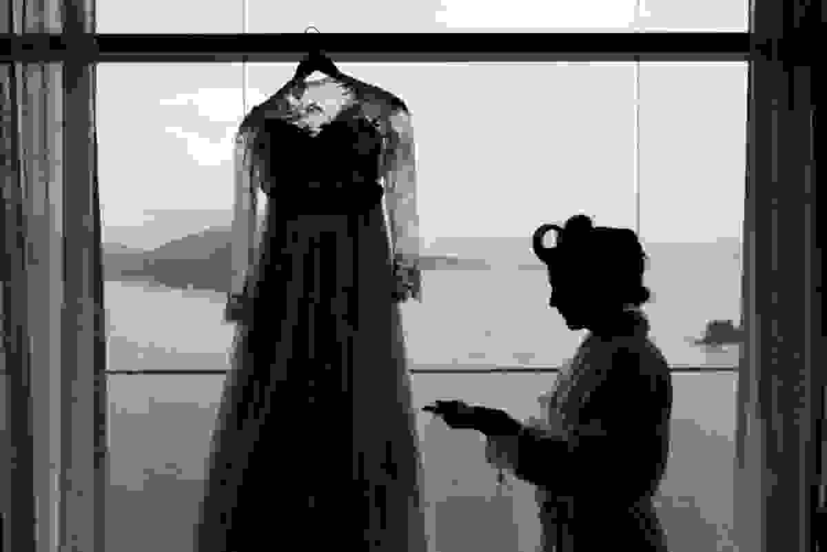 Foto do making of da noiva Amanda feita no hotel H Niterói - fotografado pelo fotógrafo de casamento e família Gustavo Medeiros - fotografia de casamento em Niterói Rj