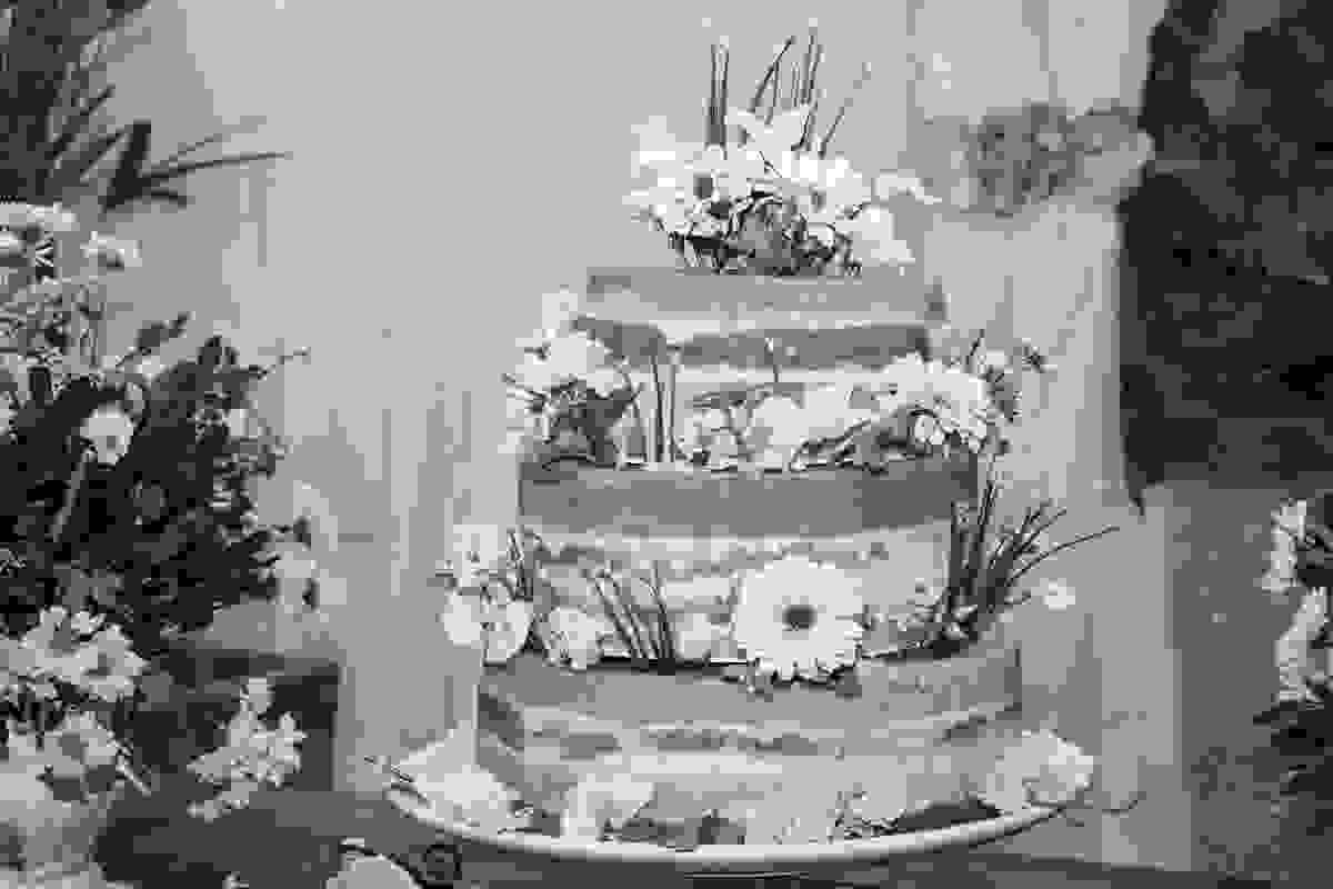 Fotografia do bolo de casamento