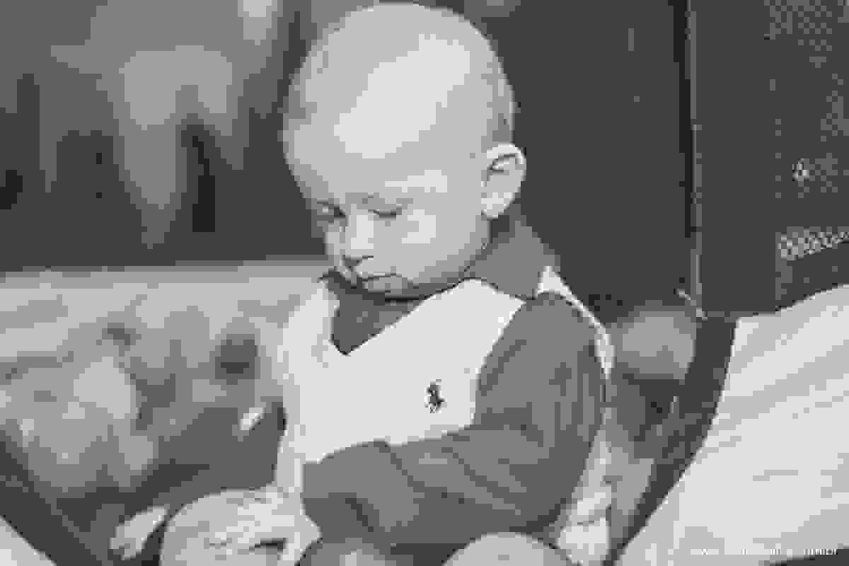 caetano brincando na pscina de bilinha