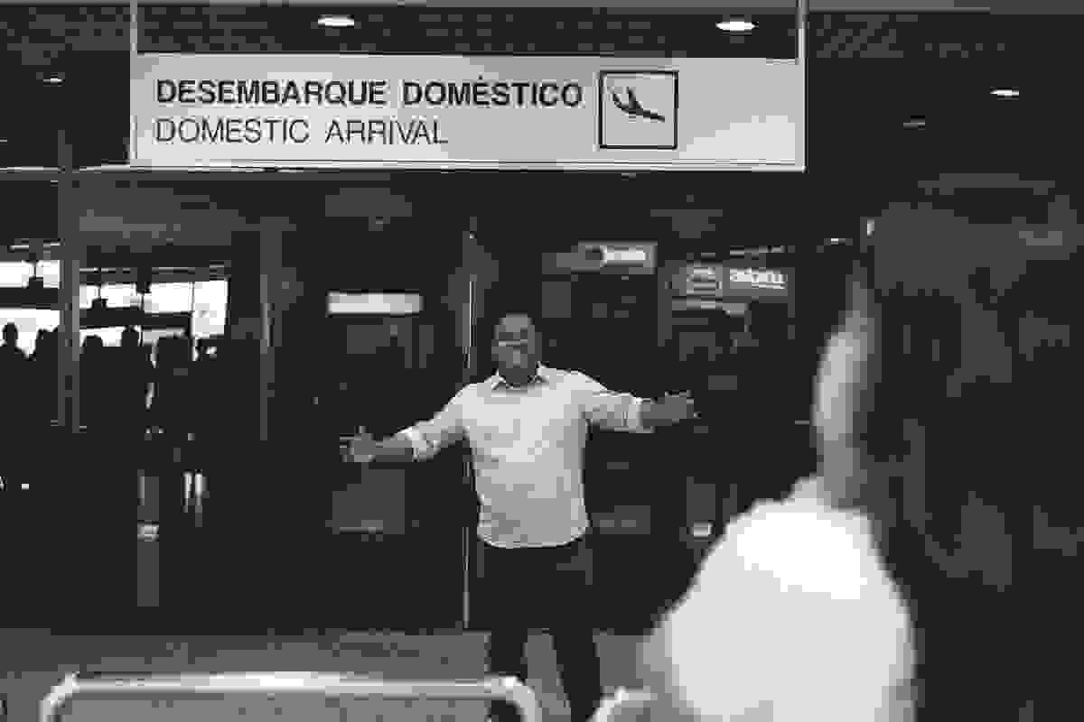 cheegada-do-noivo-aeroporto-pinto-martins-taboa-da-serra