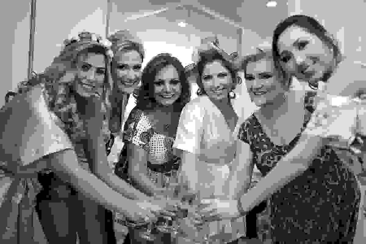brinde com as amigas