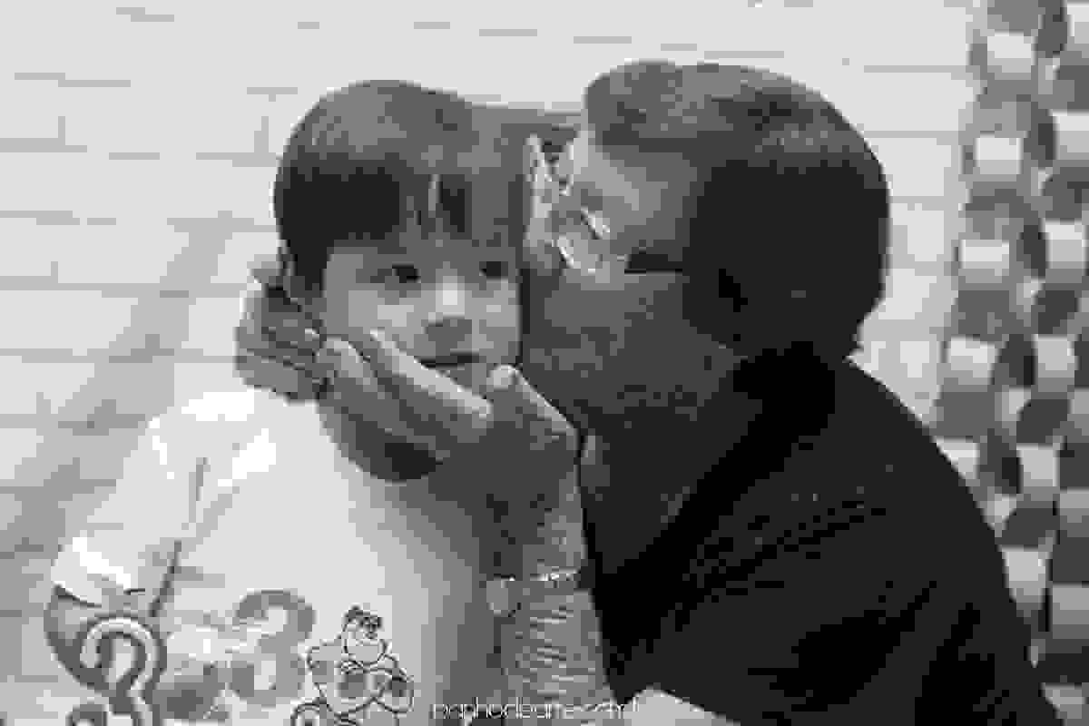 Tema Monstros S.A | Yuri Kenzo 3 anos fotografado por Banho de Arte