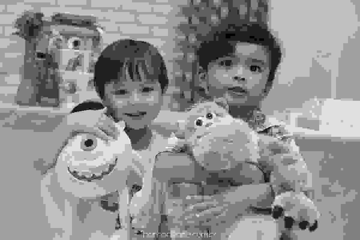 Tema Monstros S.A | Yuri Kenzo 3 anos fotografado por Banho de Arte