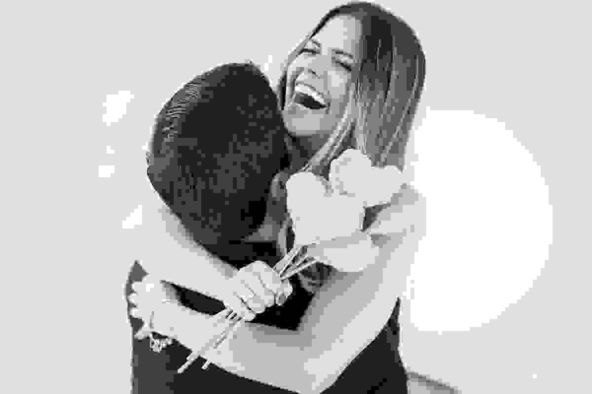 pulos de felicidade e alegria