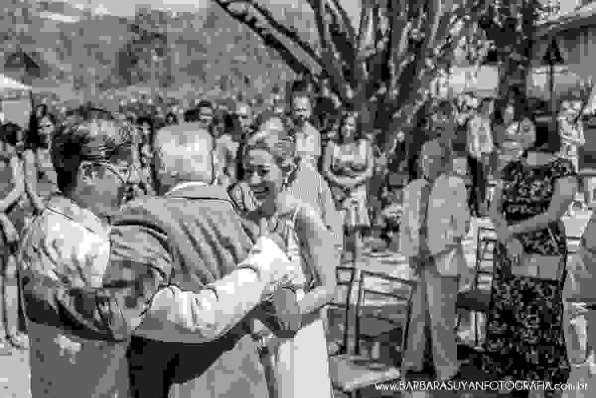 BARBARA SUYAN FOTOGRAFIA, FLORES, CASAMENTO NOVA LIMA, CONFRARIA DO HONORIO, FOTOGRAFA BH, FOTOGRAFO BH, FOTOGRAFIA BH, FOTOGRAFIA CASAMENTO BH, WEDDING, CERIMONIA MESSIANICA, VESTIDO NOIVA ALGODAO