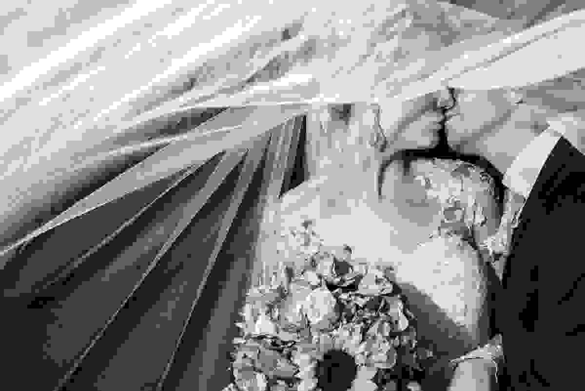 foto arte, daniel scherer, fotografo de casamento, beijo de noivos, beijo, foto diferente,