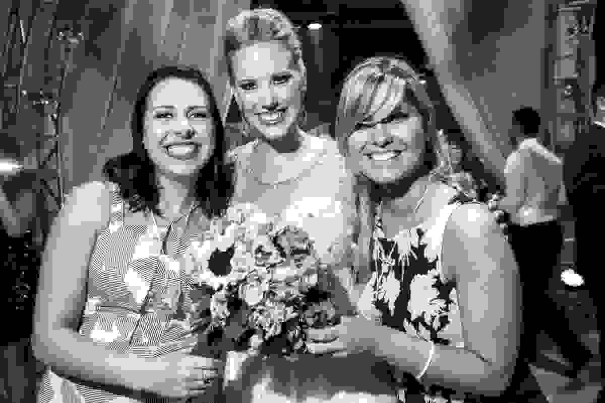 foto arte, daniel scherer, fotografo de casamento, pegou o bouquet, noiva,