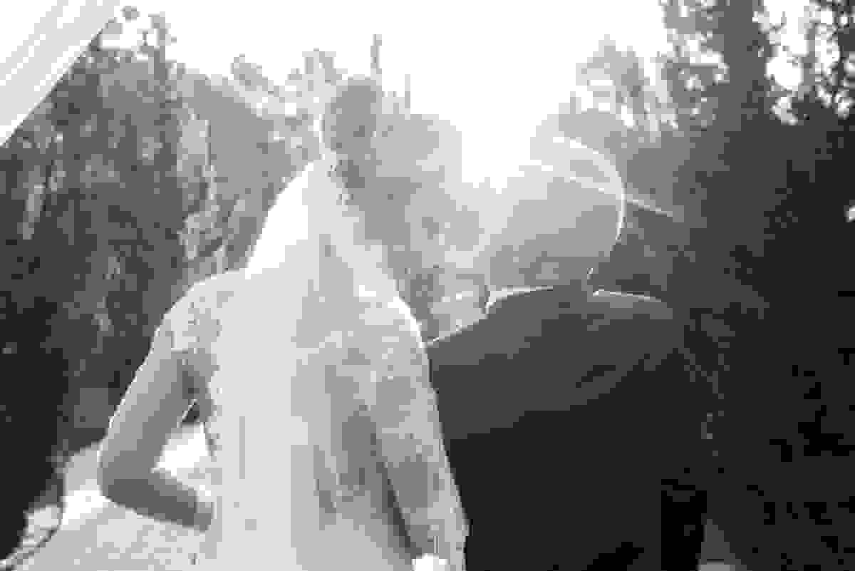 noiva entrando na cerimônia, pai beijando a noiva, foto arte, daniel scherer, fotografo de casamento