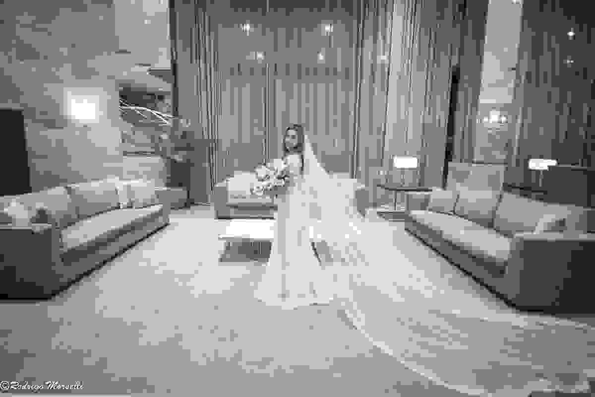foto da noiva no hall do windsor marapendi