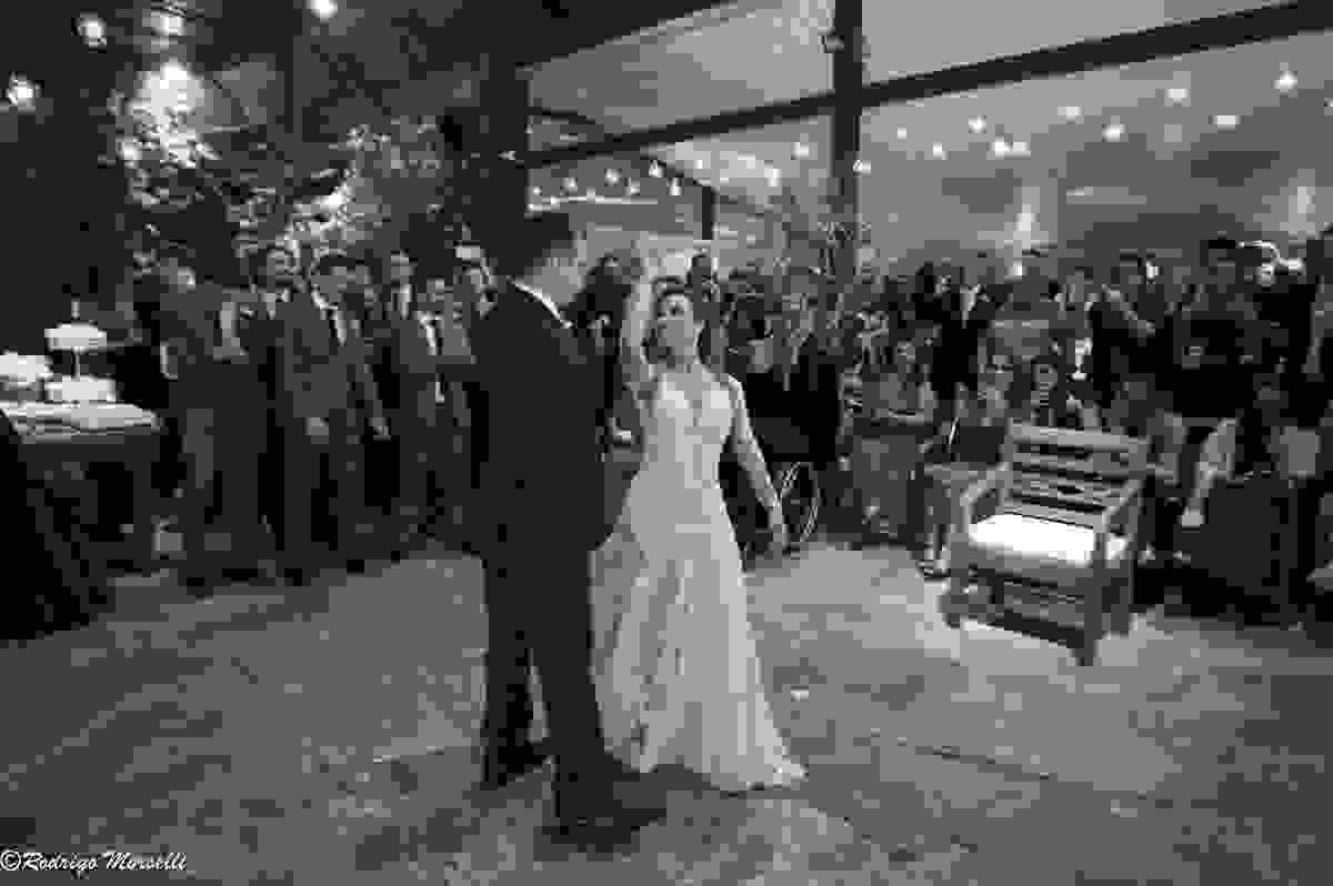 casal abrindo a pista na Quinta do Chapecó