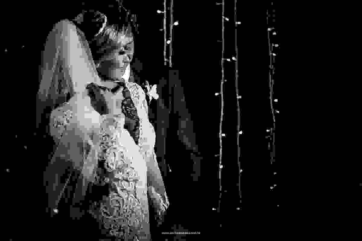 Amor, romantismo, paixão registrados em uma única fotografia.