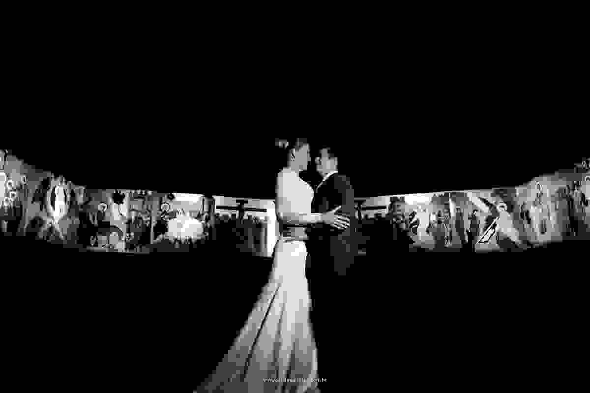 O lindo casal Sara e Amir na Igreja N. Sra da Esperança