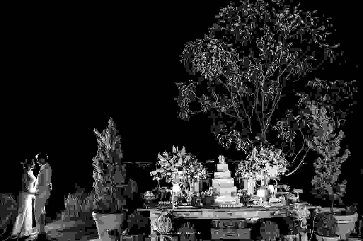 Fotografia com arte, casamento e decoração, um casal apaixonado