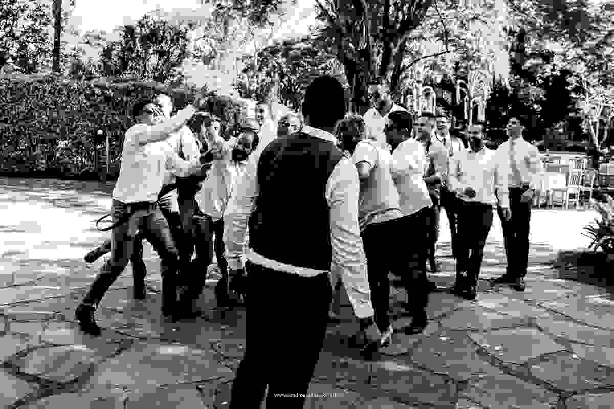A brincadeira do noivo na festa