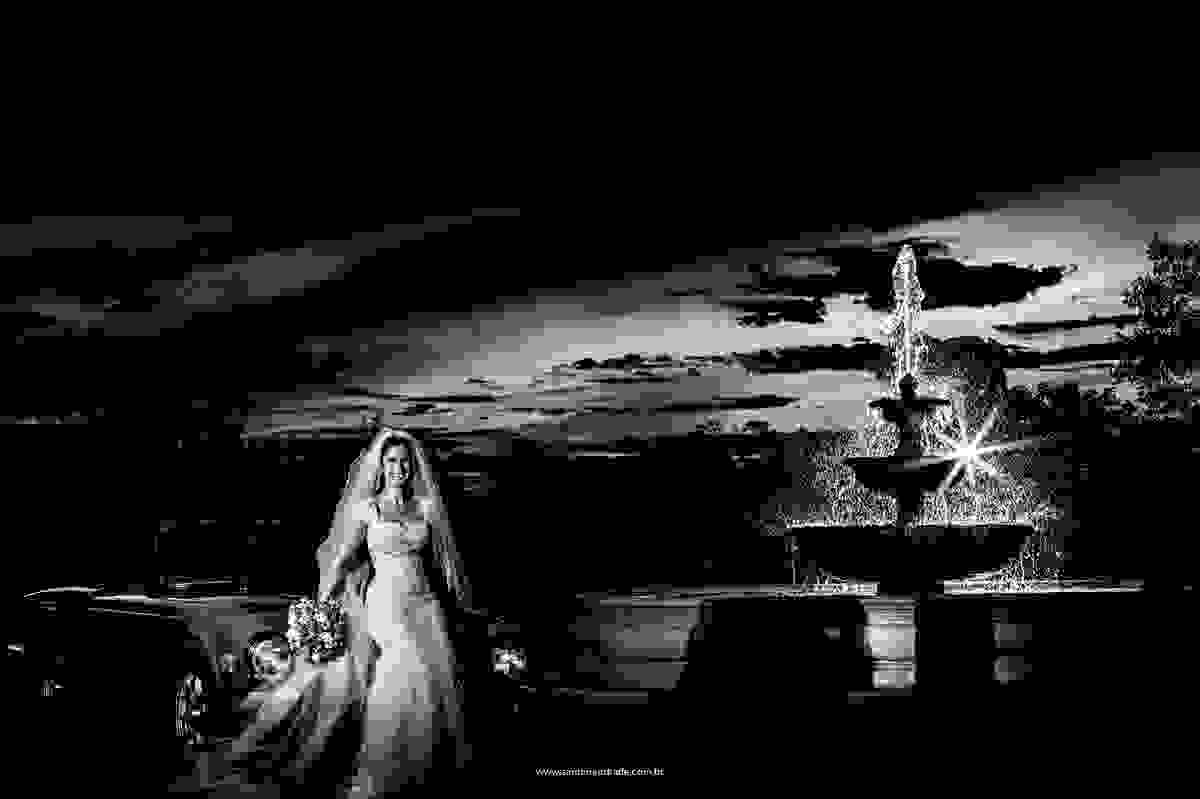 Flavia, toda linda em uma belissima e criativa fotografia de noiva