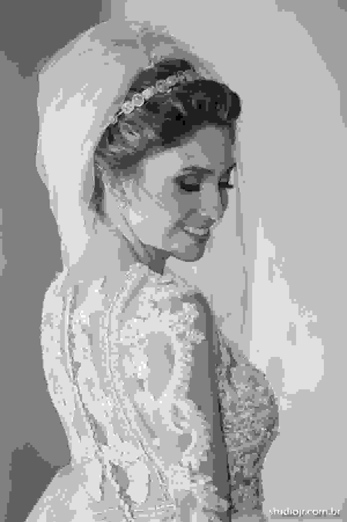 making off da noiva, noiva se arrumando, no quarto com as mães, no quarto com as irmãs , fotos do making of, fotos lindas de casamento noiva entrando no altar, festa de casamento, nara e edjan