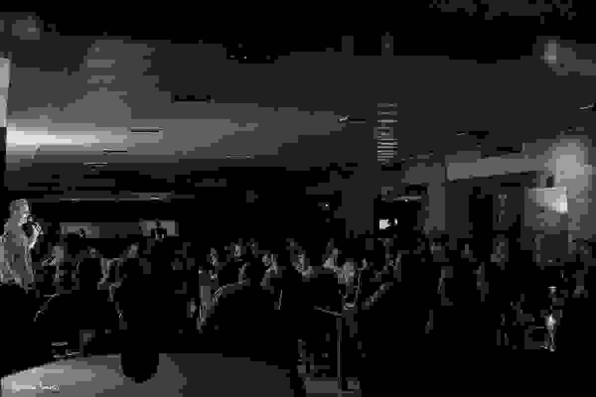 momento stand up comedy com Diogo Portugal no jantar da convenção de líderes Pegoraro e Deycon